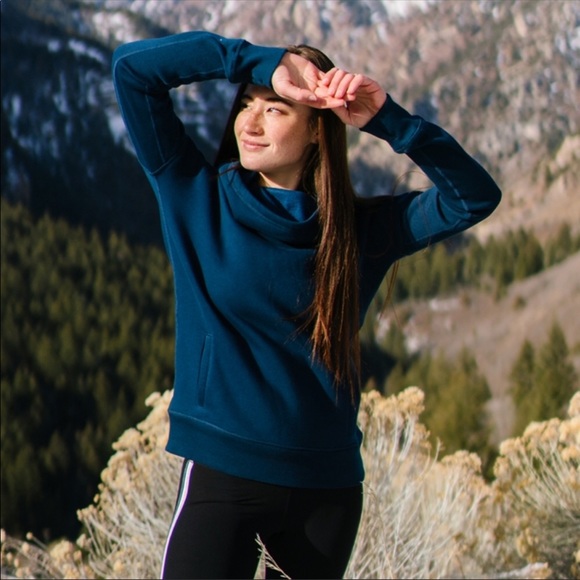 ZYIA Tops - Zyia Active Oh So Soft blue sweatshirt hoodie size medium